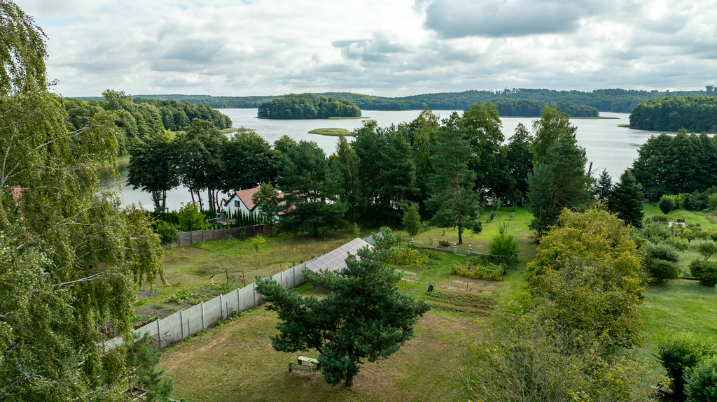 0,5ha prywatności z domem nad jeziorem Barlineckim