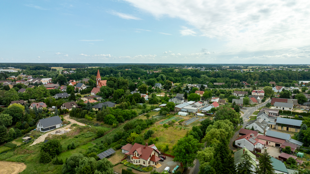Dom z dużą działką 2 586 m² w Kłodawie