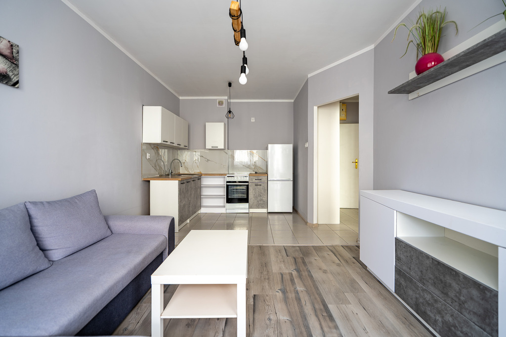 2 pokoje | 33,5 m² | I piętro | Górczyn I piwnica